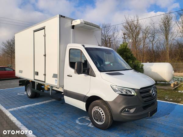 Mercedes-Benz sprinter 517 - 2