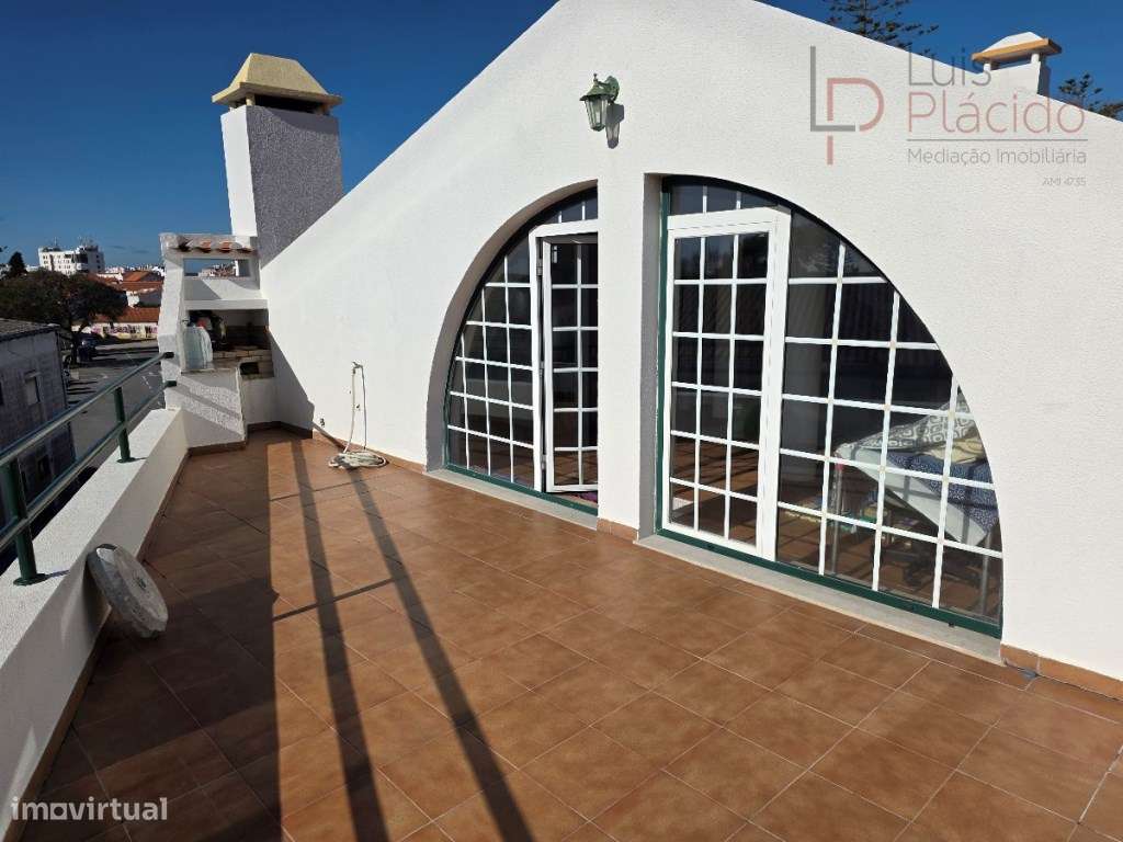 Moradia em Banda no Centro de Sines-29