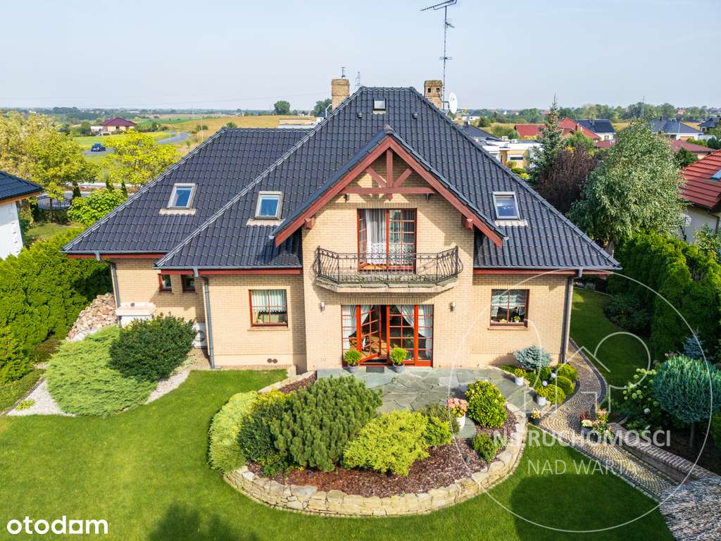 Stylowy dom z malowniczym ogrodem-18