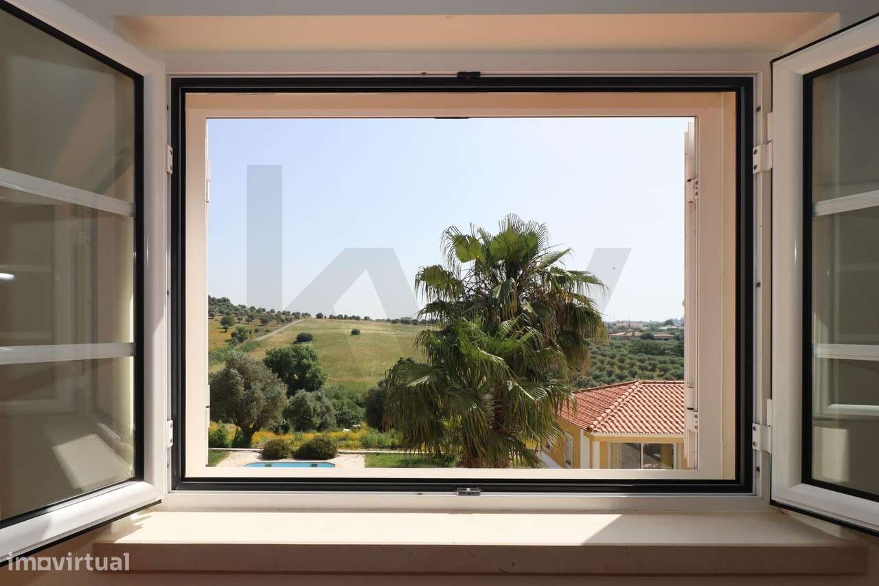 Moradia de Luxo com Piscina e Vistas Panorâmicas | Moçarria, Santarém-28