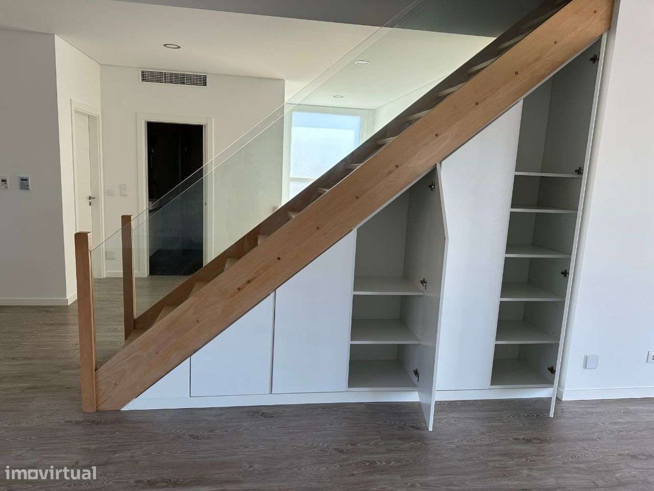 Moradia T5 - Grande imagem: 4/15