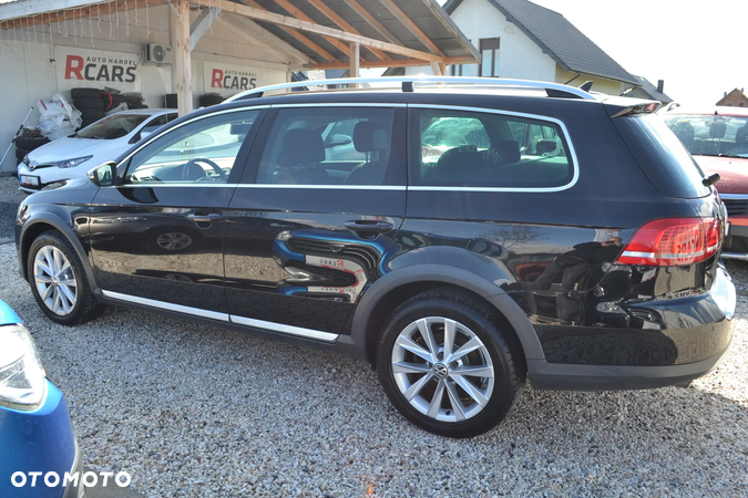 Volkswagen Passat Alltrack 2.0 TDI 4Motion DSG BlueMotion Tec - 16