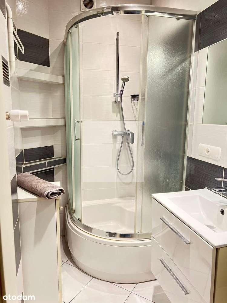 Wyjątkowe bezczynszowe mieszkanie-15