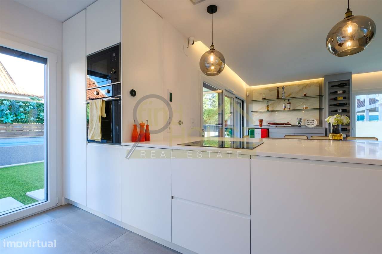 Moradia Isolada V3 com piscina junto à Herdade da Aroeira-11