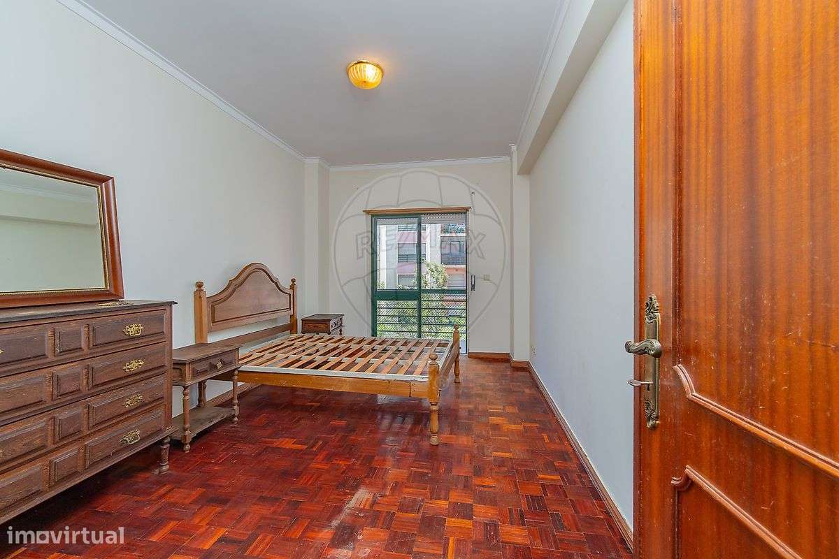 Apartamento T4 para venda-24