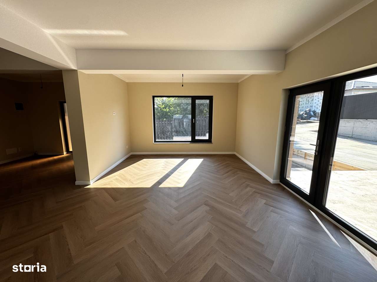 500 mp teren! ASFALT! CANALIZARE! Incalz in pard! Casa Tomesti-4