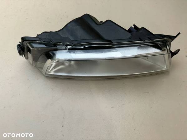 SKODA OCTAVIA III 3 HALOGEN LEWY PRZEDNI PRZÓD 5E0941701 - 5