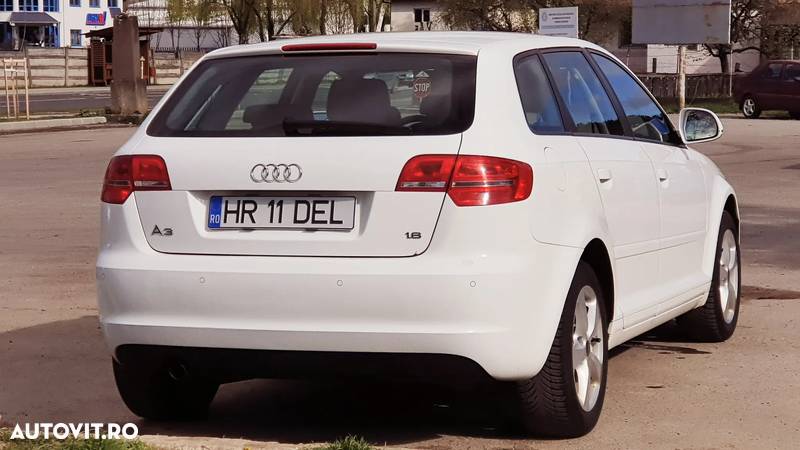 Audi A3 Sportback 1.6 Ambition - 5