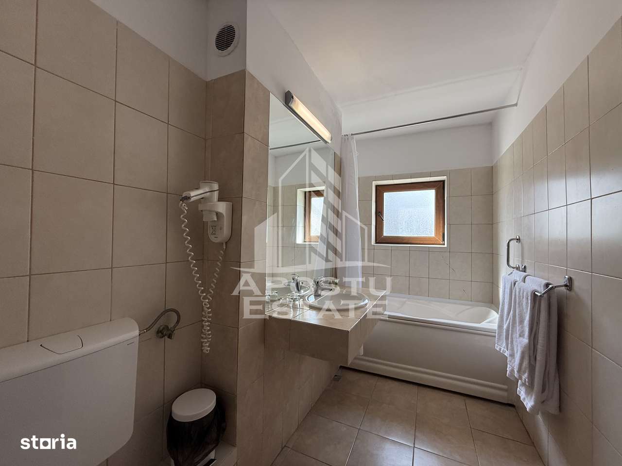 Apartament o camera, utilitati incluse,  zona centrala Sannicolau Mare - Imagine principală: 3/3