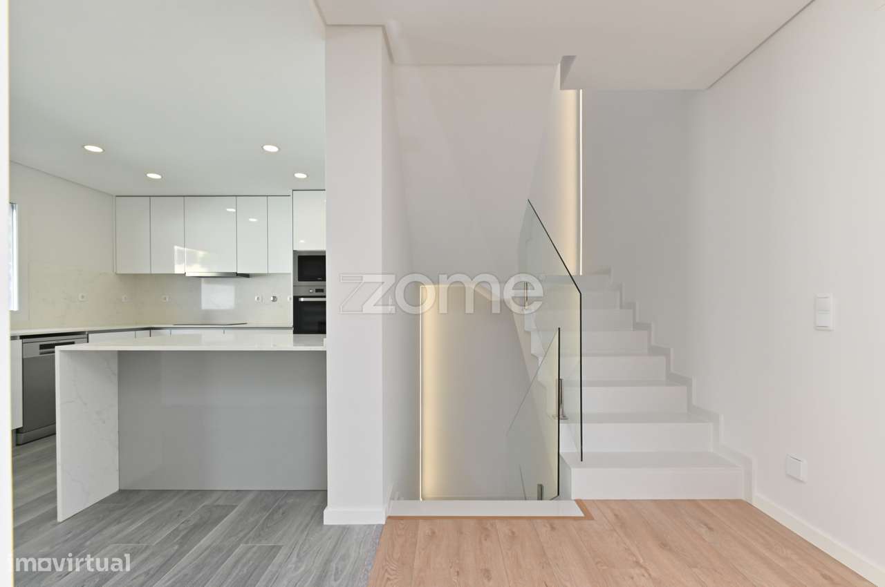 Moradia T4 Nova Construção em Ramada - Caneças, Odivelas - Grande imagem: 5/45