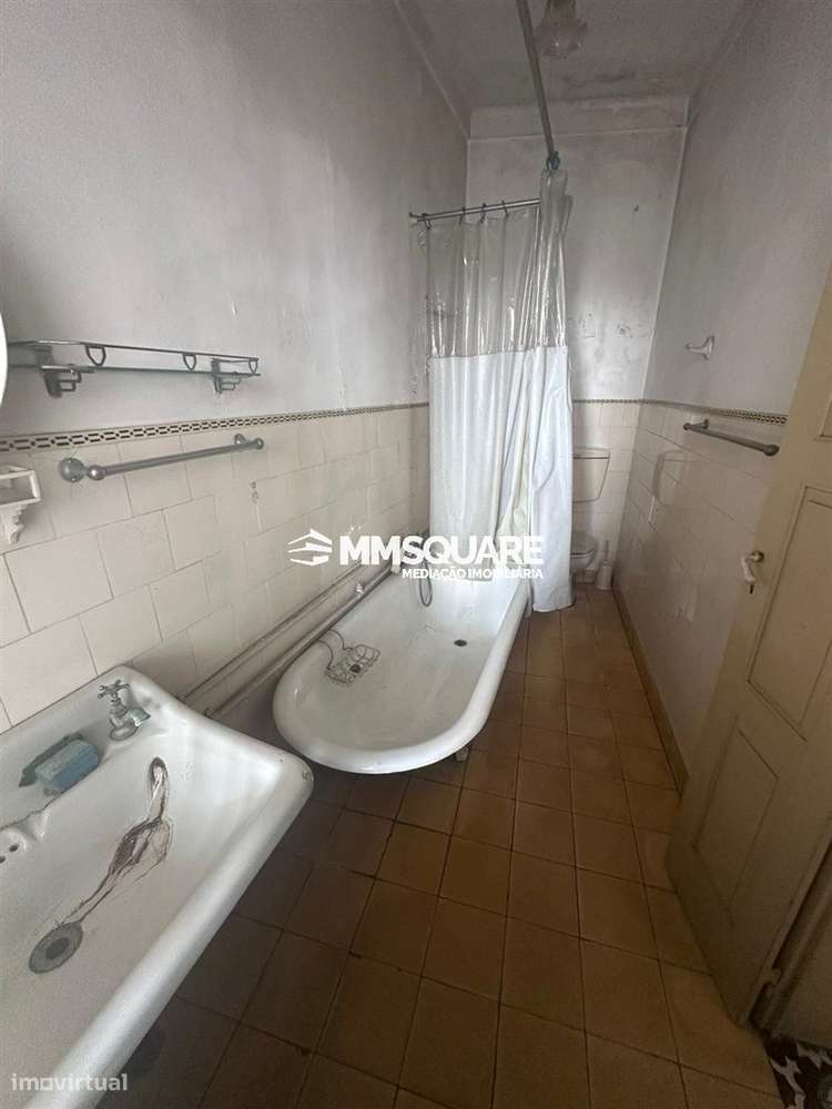 Moradia para Restaurar T5 Venda em Ourique,Ourique-20