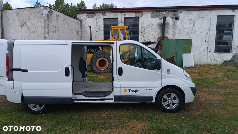 Renault Trafic - 12