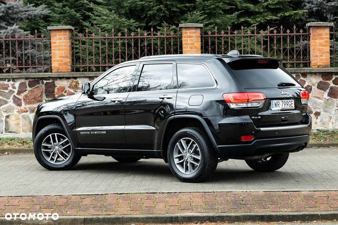 Jeep Grand Cherokee - 8