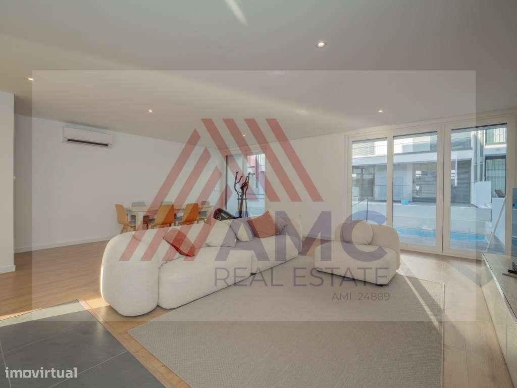 VENDE-SE MORADIA T3 NOVA COM PISCINA PRIVATIVA E GARAGEM-18