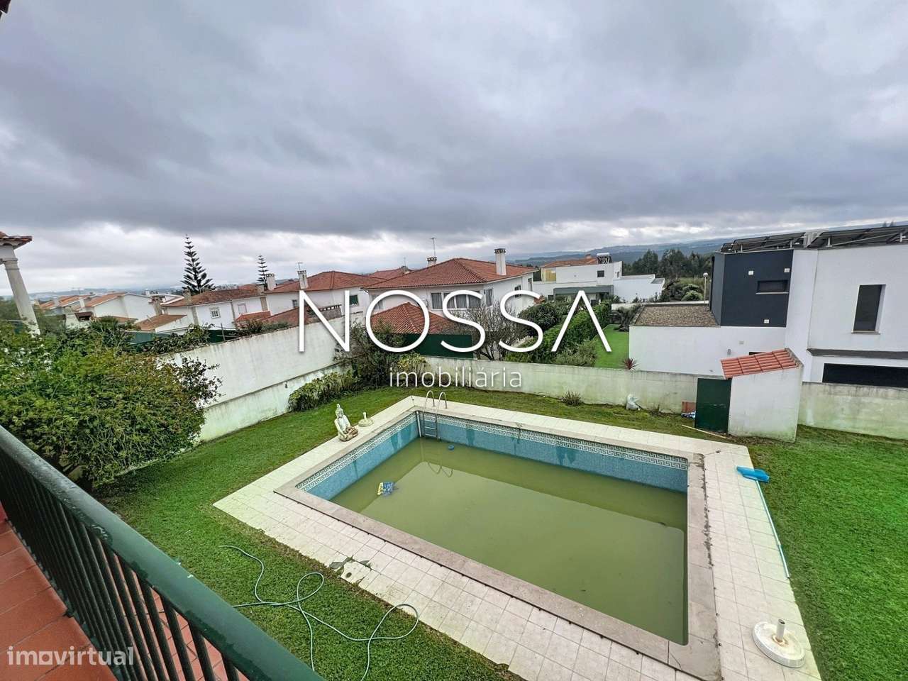 Moradia Bi-familiar | Renovada | Piscina | Caldas Rainha-59