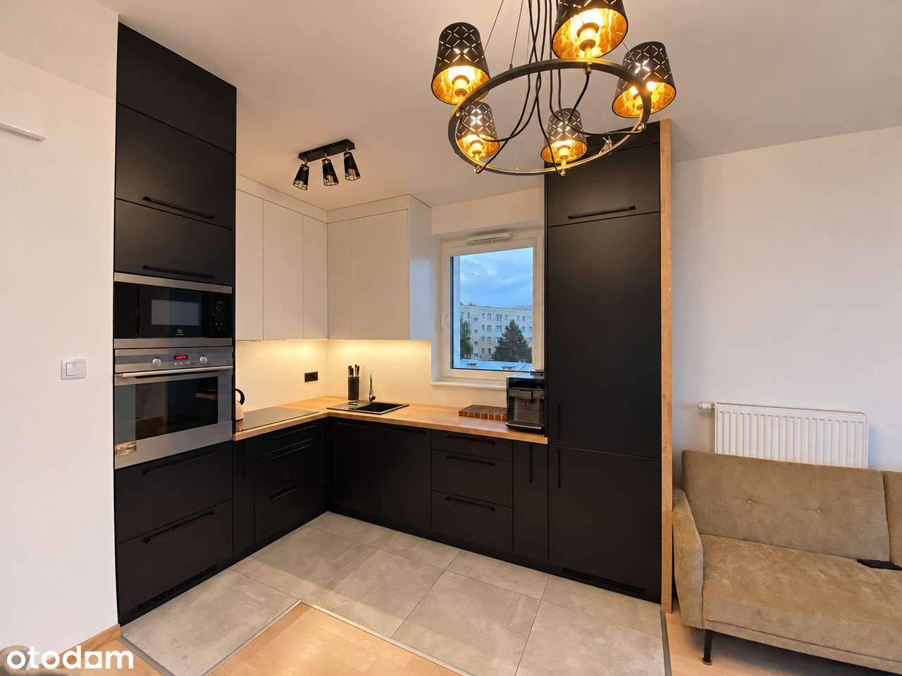 Nowoczesne mieszkanie 51 m² z balkonem i dwoma miejscami postojowymi-0