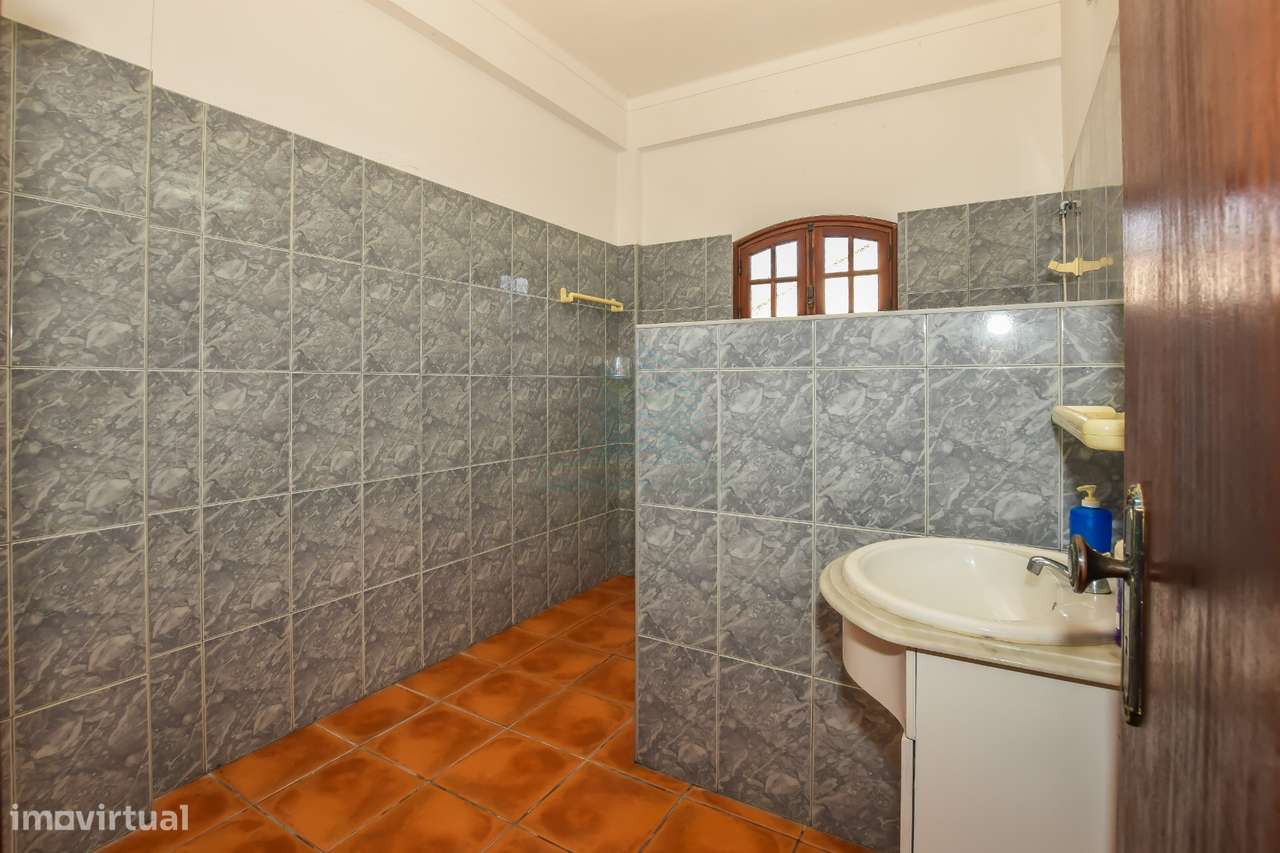 Moradia T3 em Carril - Torres Novas-25