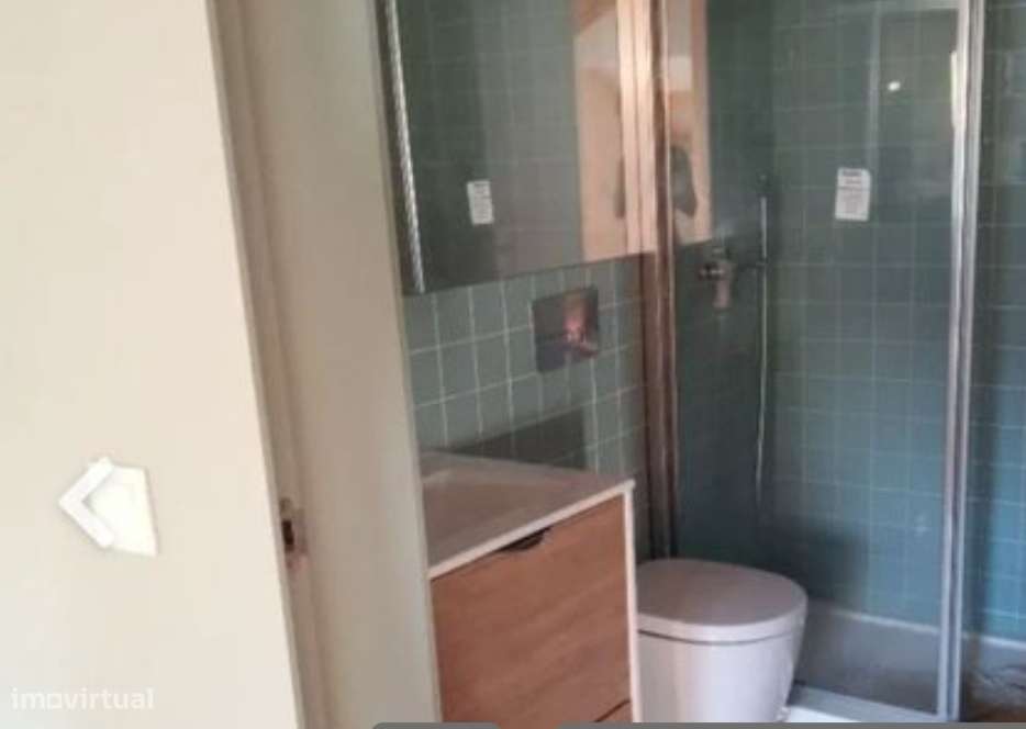 Apartamento T0 com ar condicionado na baixa do Porto - Grande imagem: 2/12