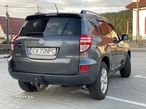 Toyota RAV4 2.2 D-4D 4x4 - 4