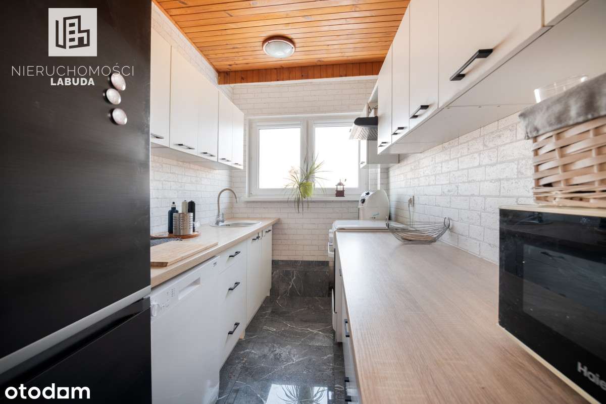 Dom z widokiem na jezioro-2