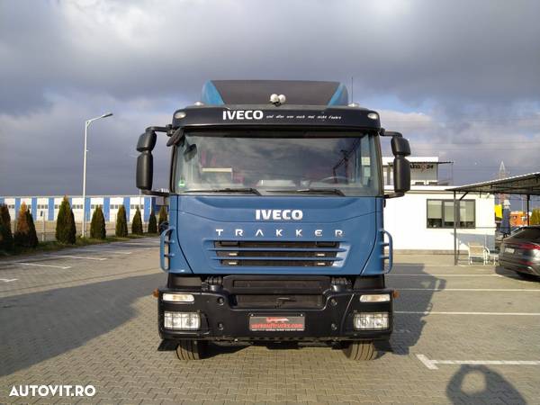 Iveco Trakker - 3