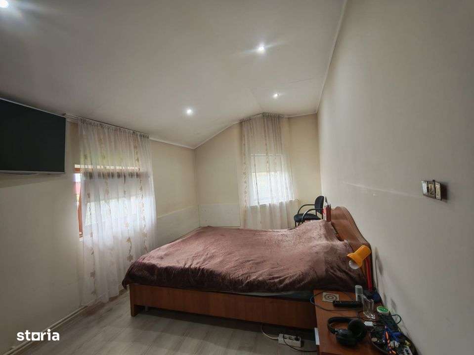 Casa in Serbanesti-9