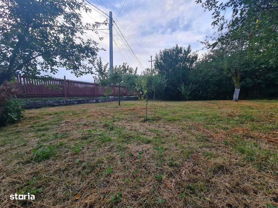 Casa Spatioasa 7 Camere / Teren 2000 mp /  Zona Peris - Imagine principală: 3/20