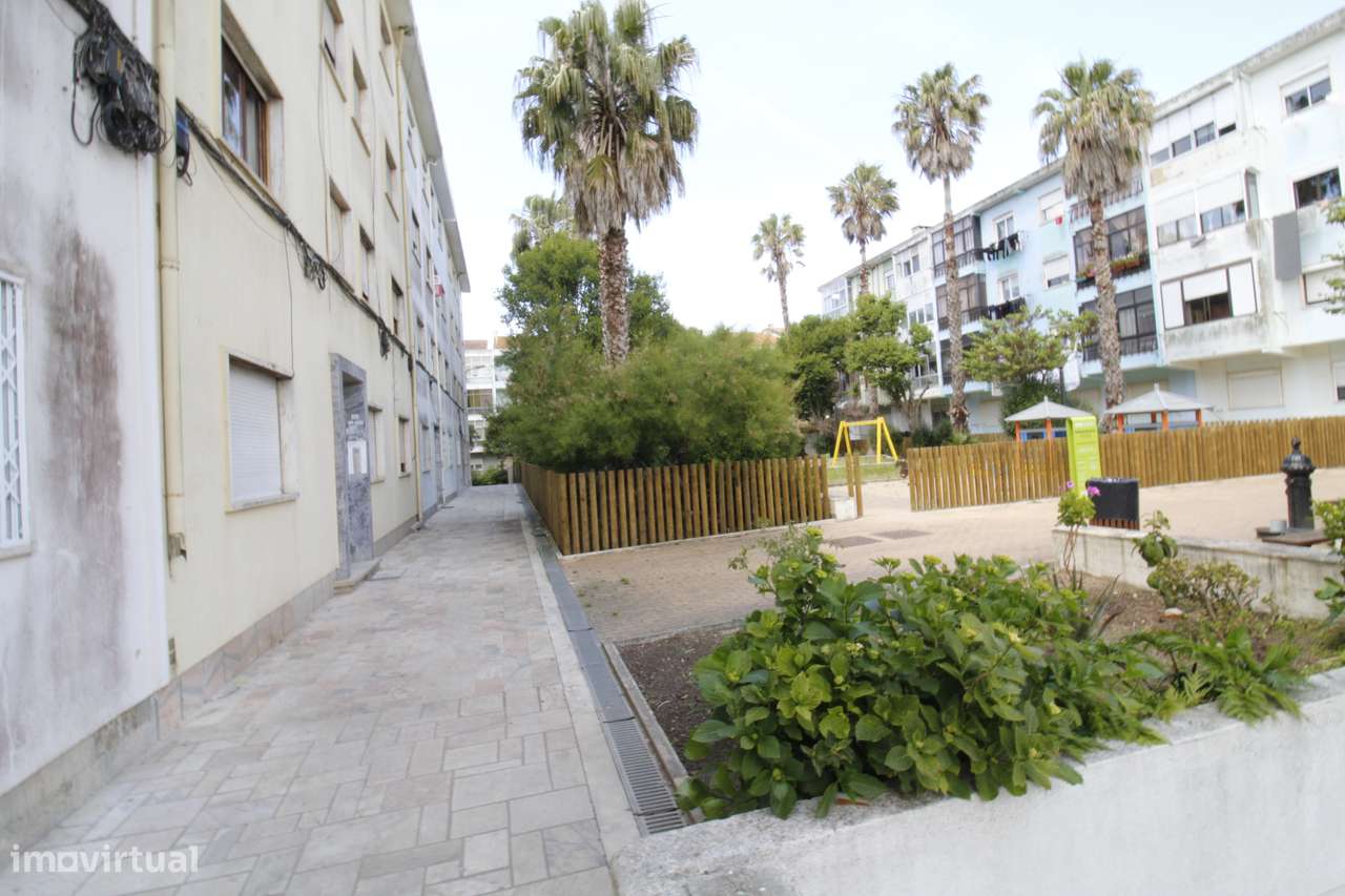 Apartamento T2 em Algueirão-19