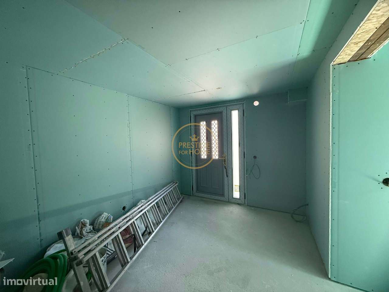 Encantadora moradia em fase final de construção, localizada na pacata-21