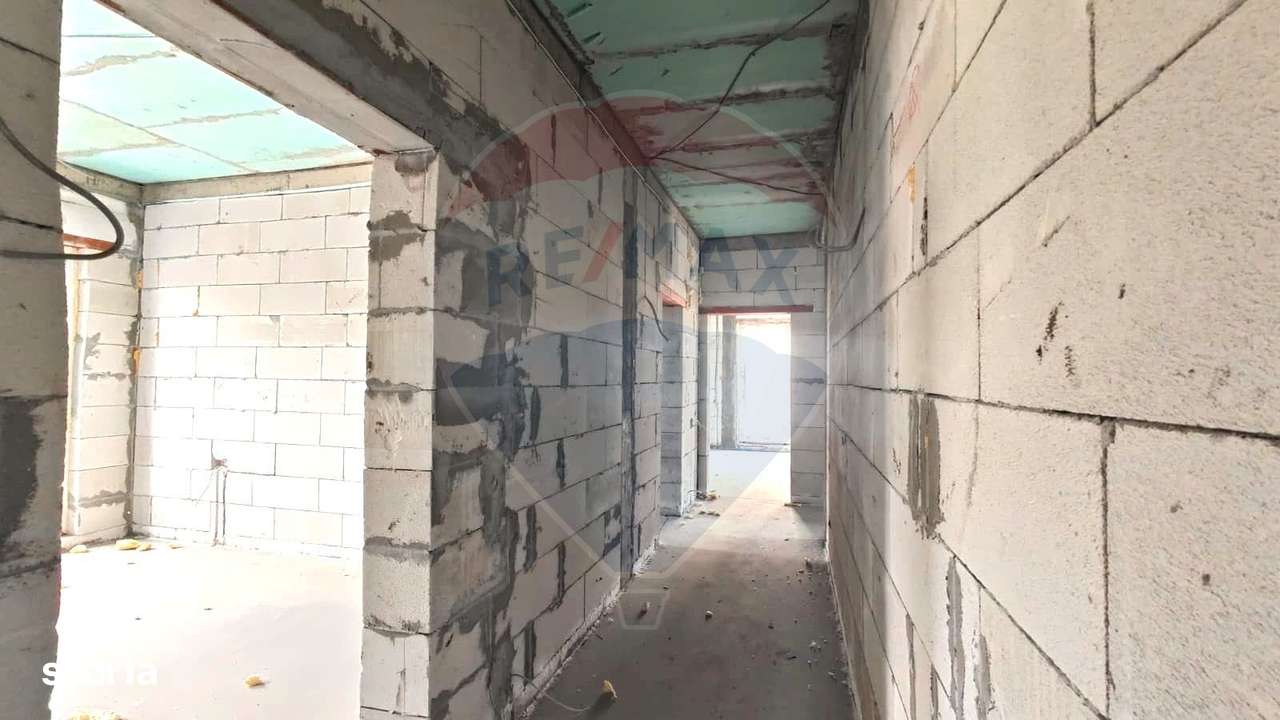 Casă / Vilă cu 5 camere de vânzare în zona Kamsas Constanta - Imagine principală: 5/15