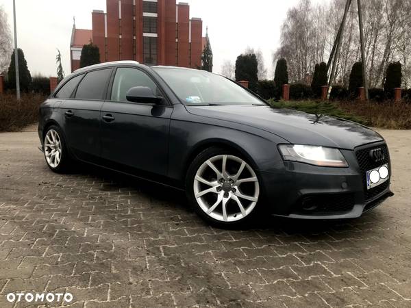 Audi A4 Avant 2.0 TDI - 1