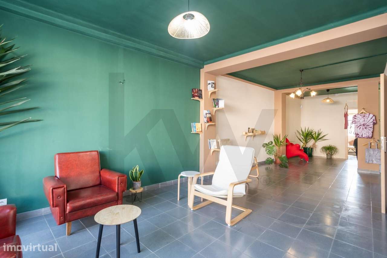 Excelente Loja para comércio/serviços com 116m2 na Rua do Brasil, Coim - Grande imagem: 4/33