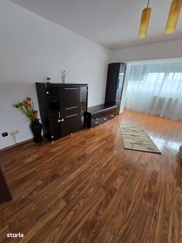 Apartament de vânzare - Imagine principală: 5/5