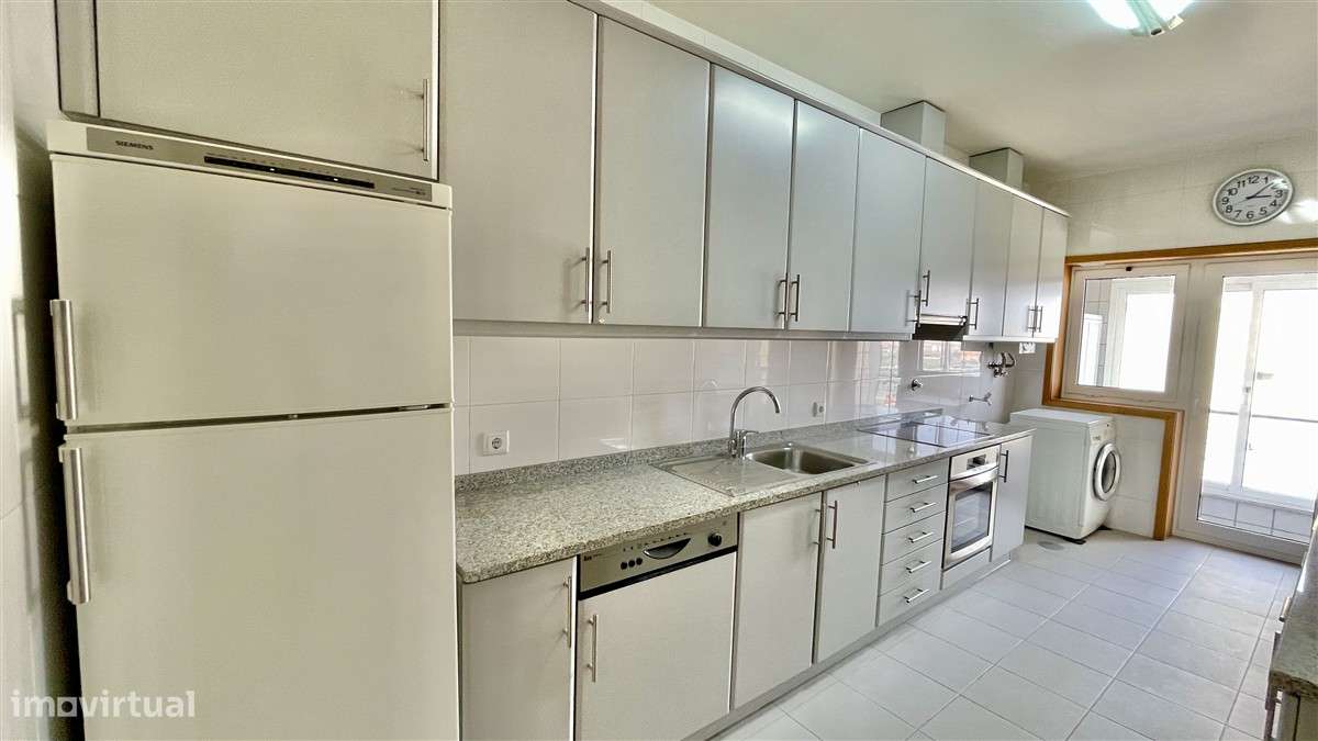 T3 Centro-Póvoa de Varzim-aparcamento-9