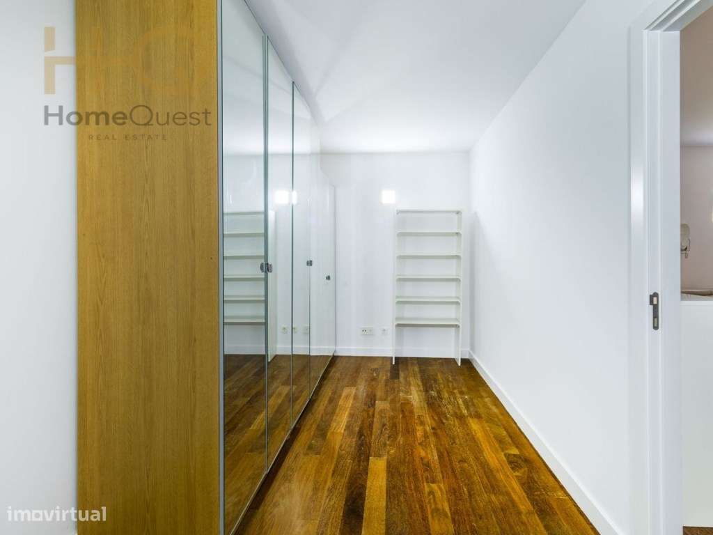 Moradia T4+2 Bairro da Martinha-29