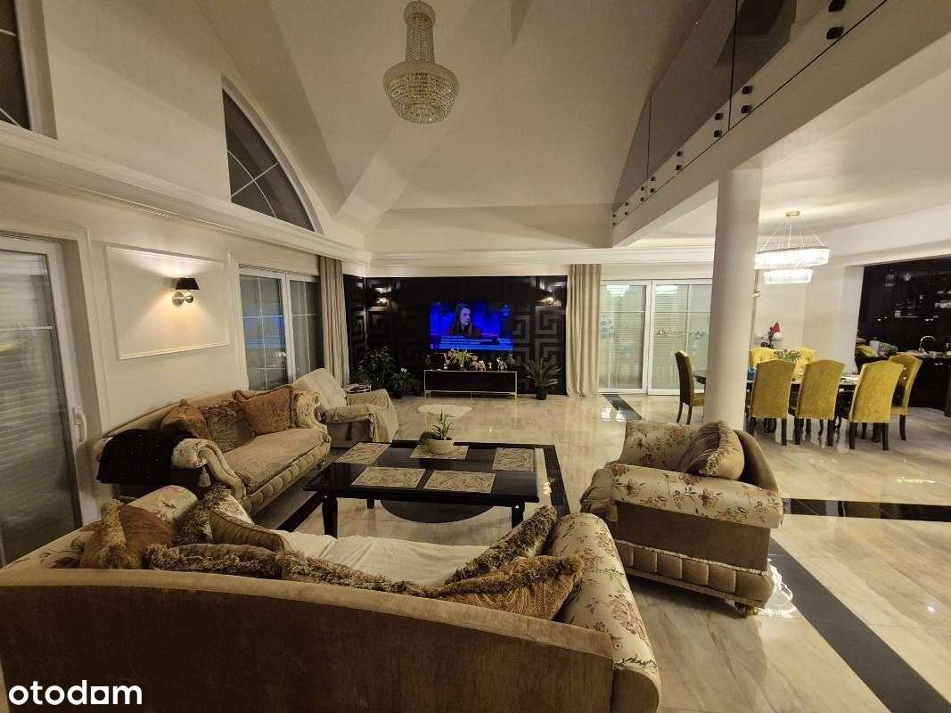 Nowoczesna rezydencja z własnym lasem -Lisiec Mały-12