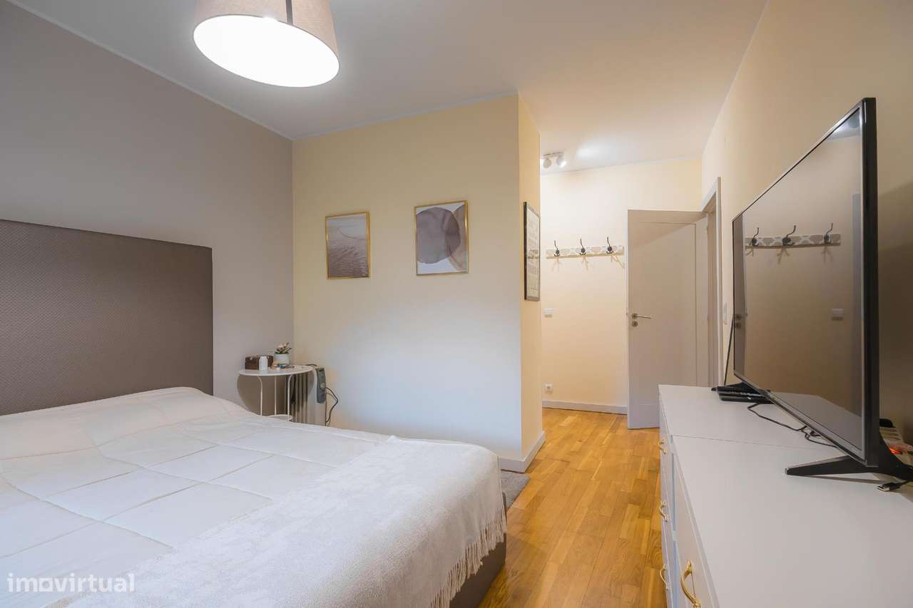 Exclusivo Duplex T5 no prestigiado “CONDOMÍNIO S. JOÃO BOSCO”-24