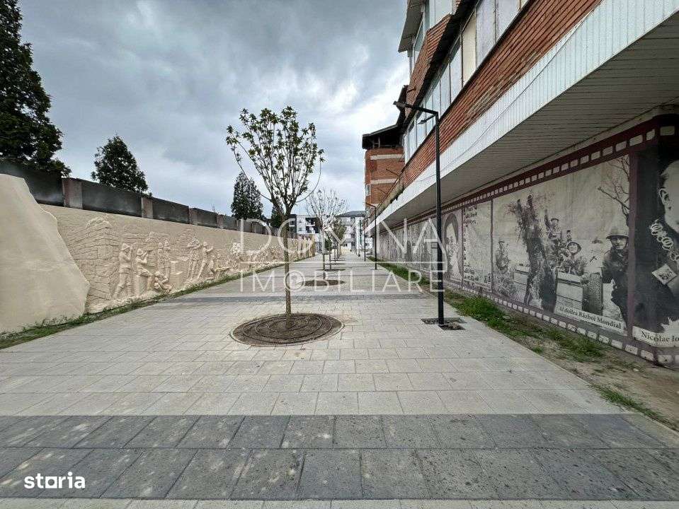 Spatiu comercial situat in Rovinari - centrul pietonal - Imagine principală: 5/10