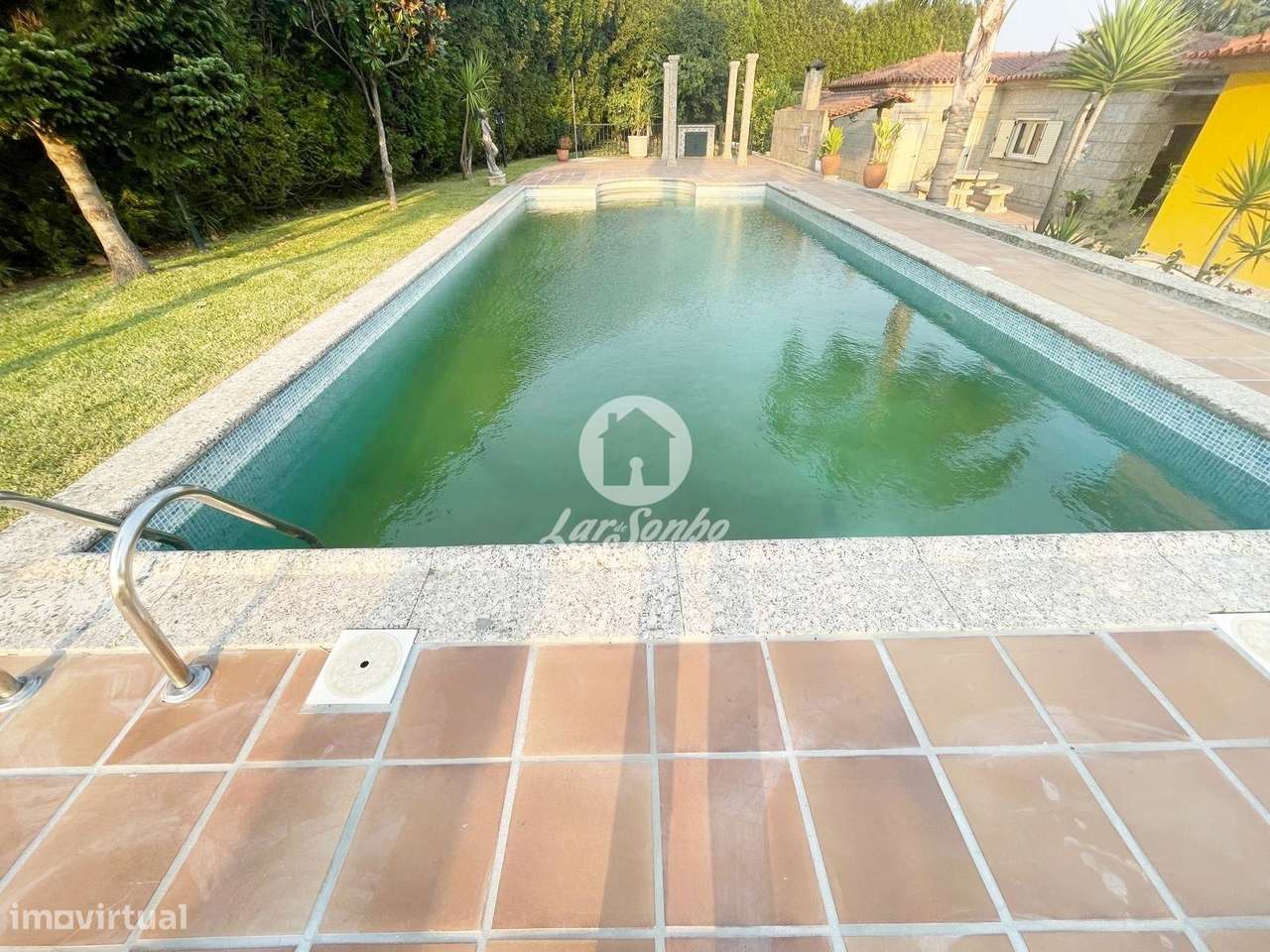 Moradia de Luxo em Ribeirão com 4 quartos e piscina exterior! - Grande imagem: 3/29