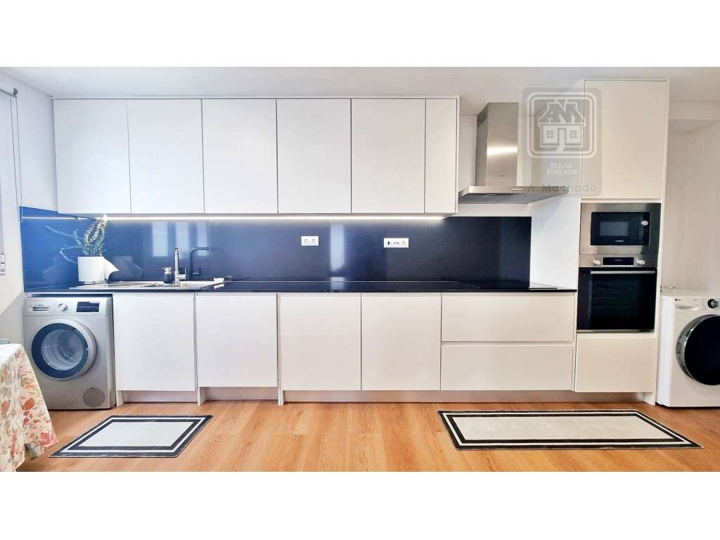 VENDA de APARTAMENTO T2 como NOVO - centro cidade Ponta Delgada (Sã...-13