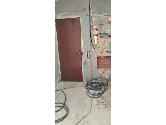 NOVIDADE * * T2 TOTALMENTE REMODELADO * * QUINTAL-18