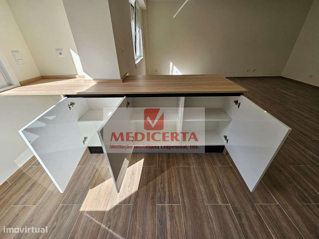 Agualva - Centro/estação T2 (80m2) Totalmente remodelado - Grande imagem: 5/20