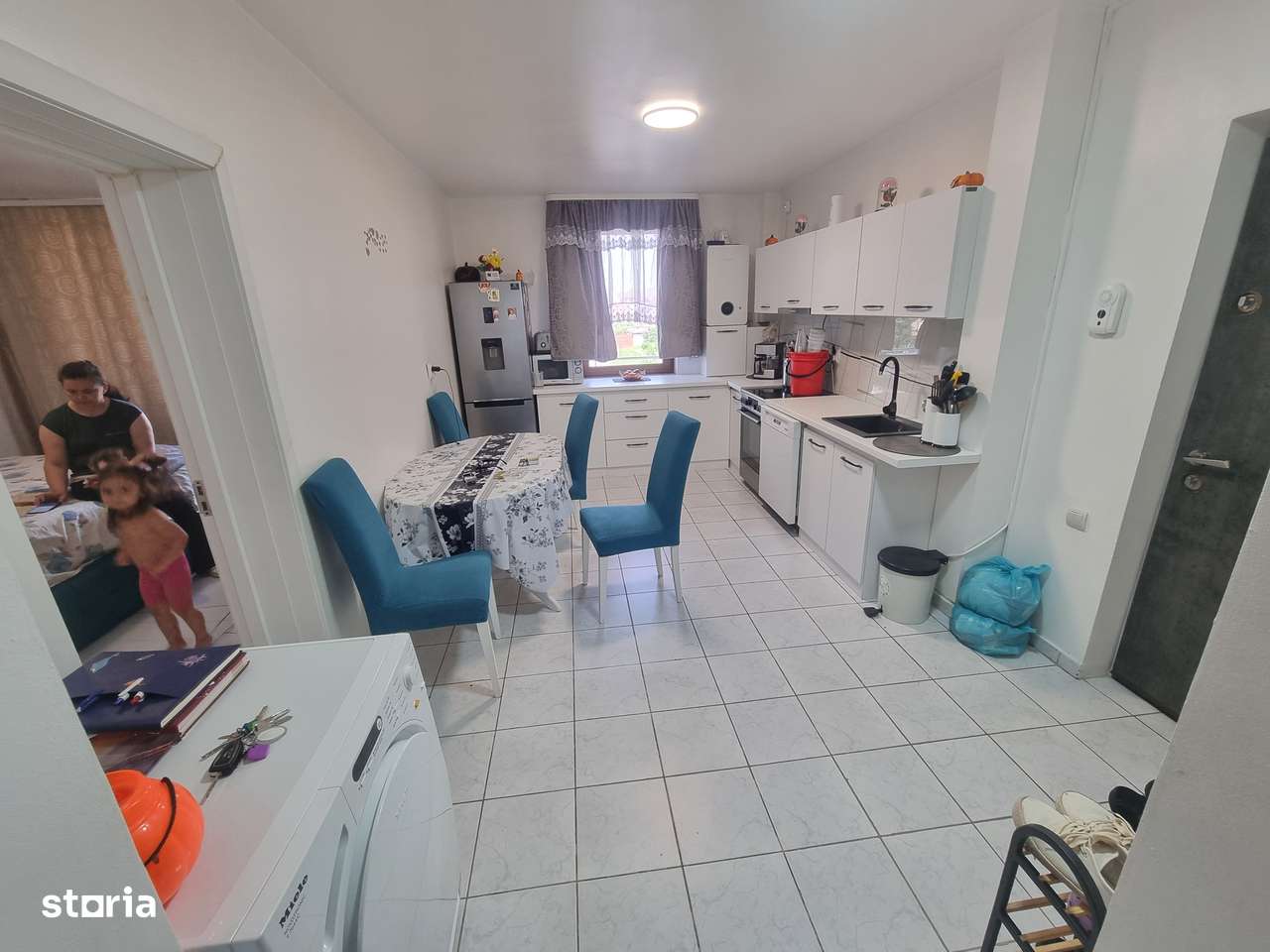 Apartament 2 camere decomandat,et.1,Deva-zona Bd.Bălcescu nou-8