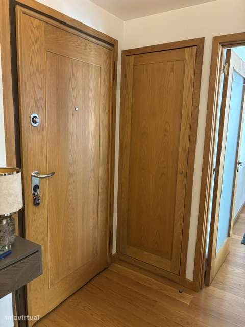 Excelente Apartamento T2 - Guardeiras, Maia - Garagem e Arrumos-8