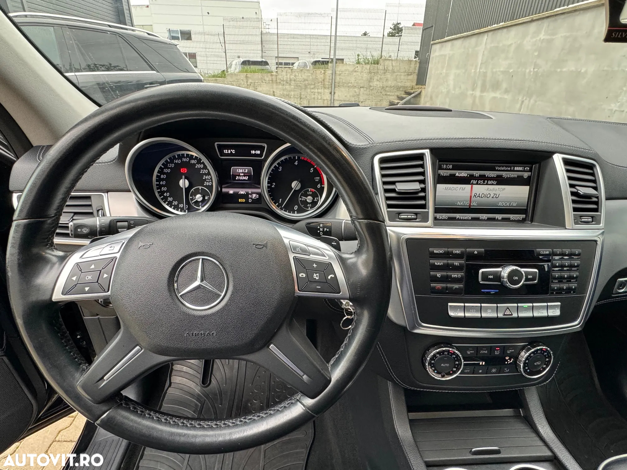 Mercedes-Benz ML 350 BlueTEC 4MATIC 7G-TRONIC - 31