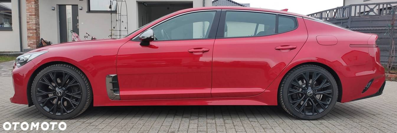 Kia Stinger 2.0 T-GDI GT Line - 6