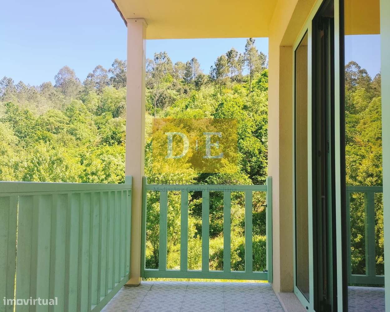 Moradia com Piscina Biológica e 5000 m2 de Terreno - Grande imagem: 2/35