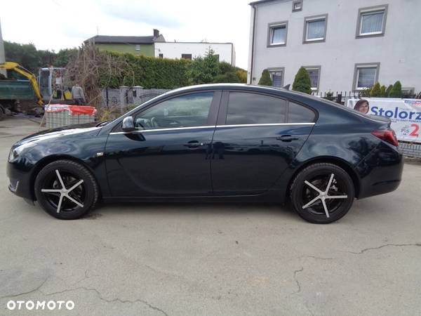 Opel Insignia 1.4 T Cosmo S&S - 8