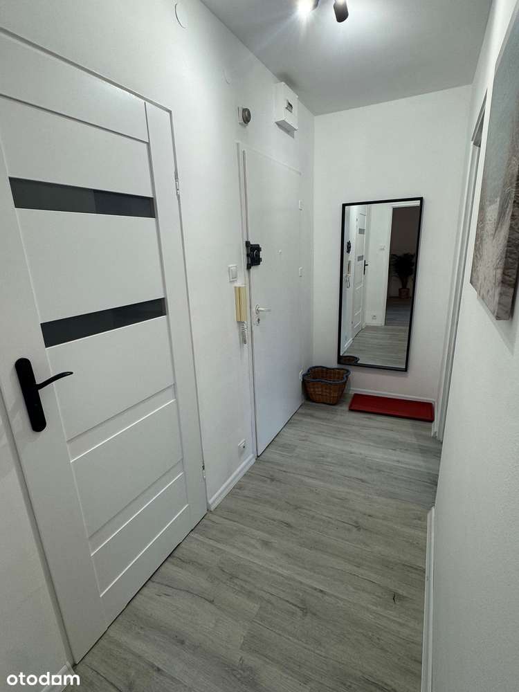 2 pokoje, gotowe mieszkanie z balkonem. CEGŁA!-3