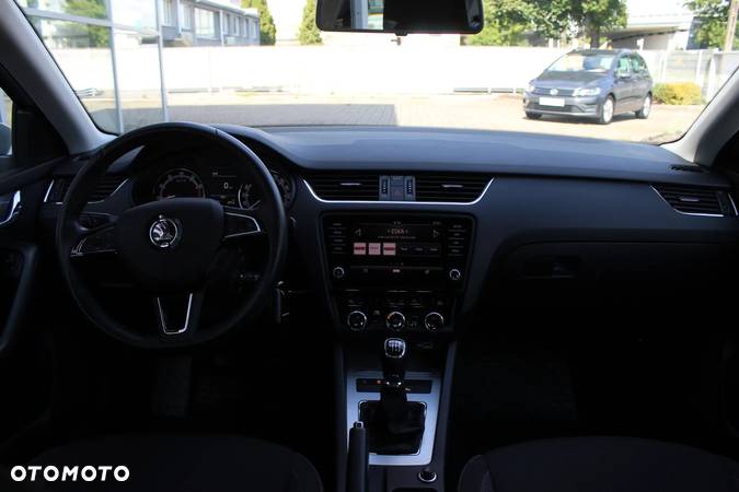 Skoda Octavia 1.4 TSI Ambition - 8